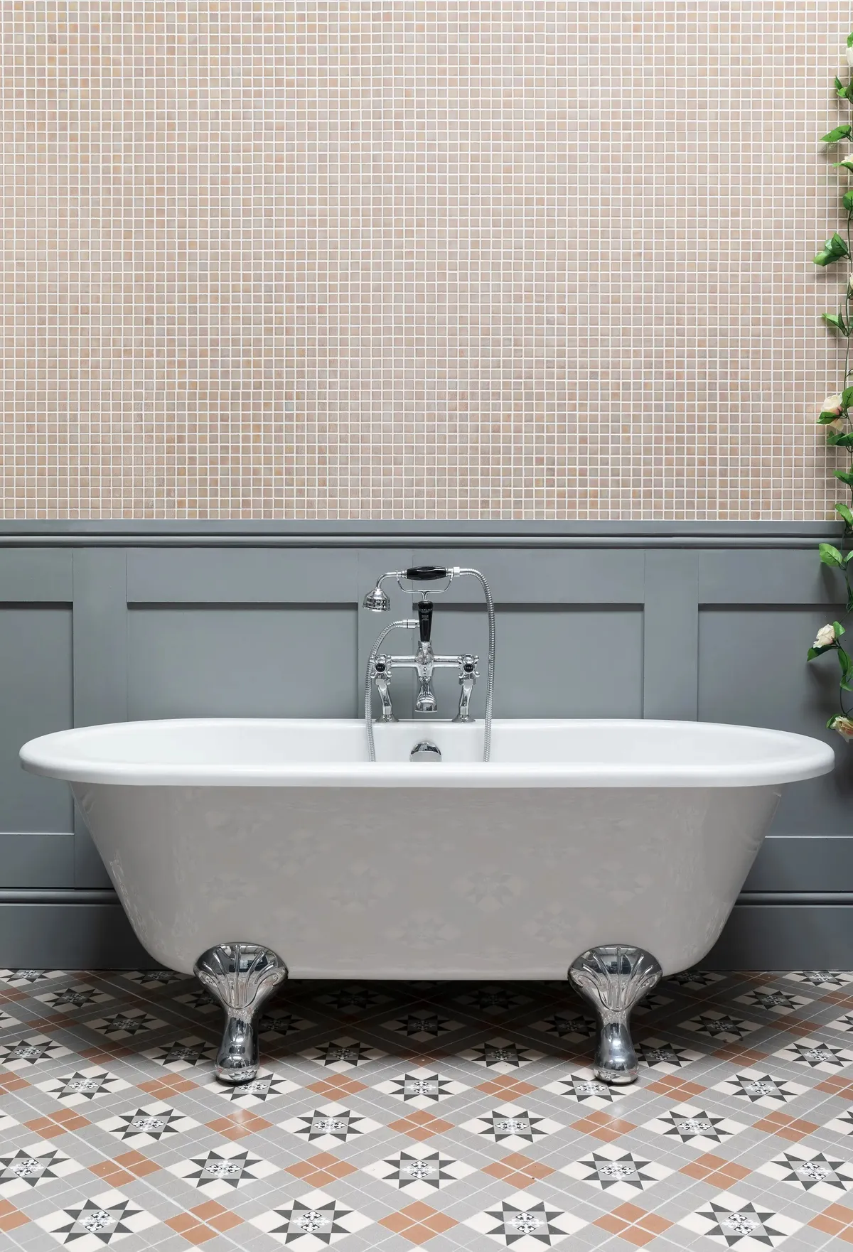Tiles bath